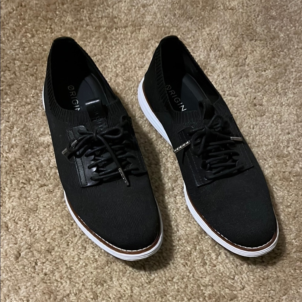 Cole Haan Black Knit Women SZ7